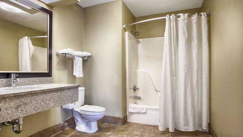 Econo Lodge Waynesboro Bagian luar foto