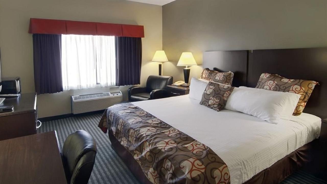 Econo Lodge Waynesboro Bagian luar foto